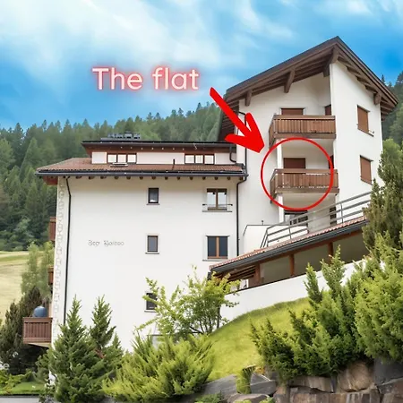Pool & Sauna Wellness Charming Swiss Style Chalet! Salouf