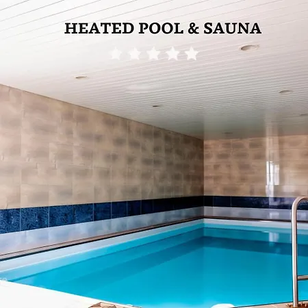 Pool & Sauna Wellness Charming Swiss Style Chalet! Salouf